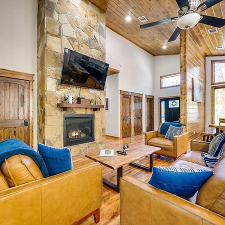 Broken Bow Family Cabin With Fireplace And Hot Tub! Zewnętrze zdjęcie