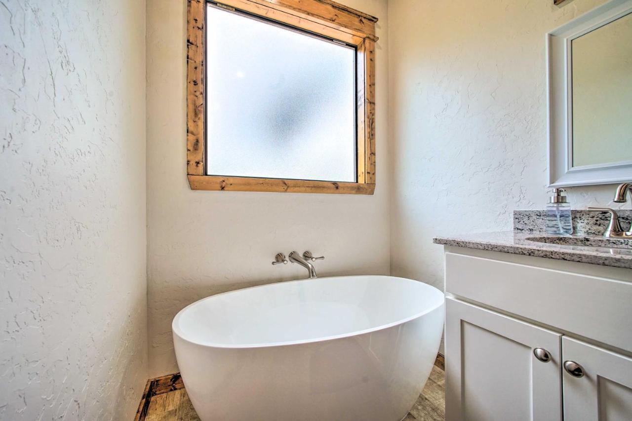 Broken Bow Family Cabin With Fireplace And Hot Tub! Zewnętrze zdjęcie