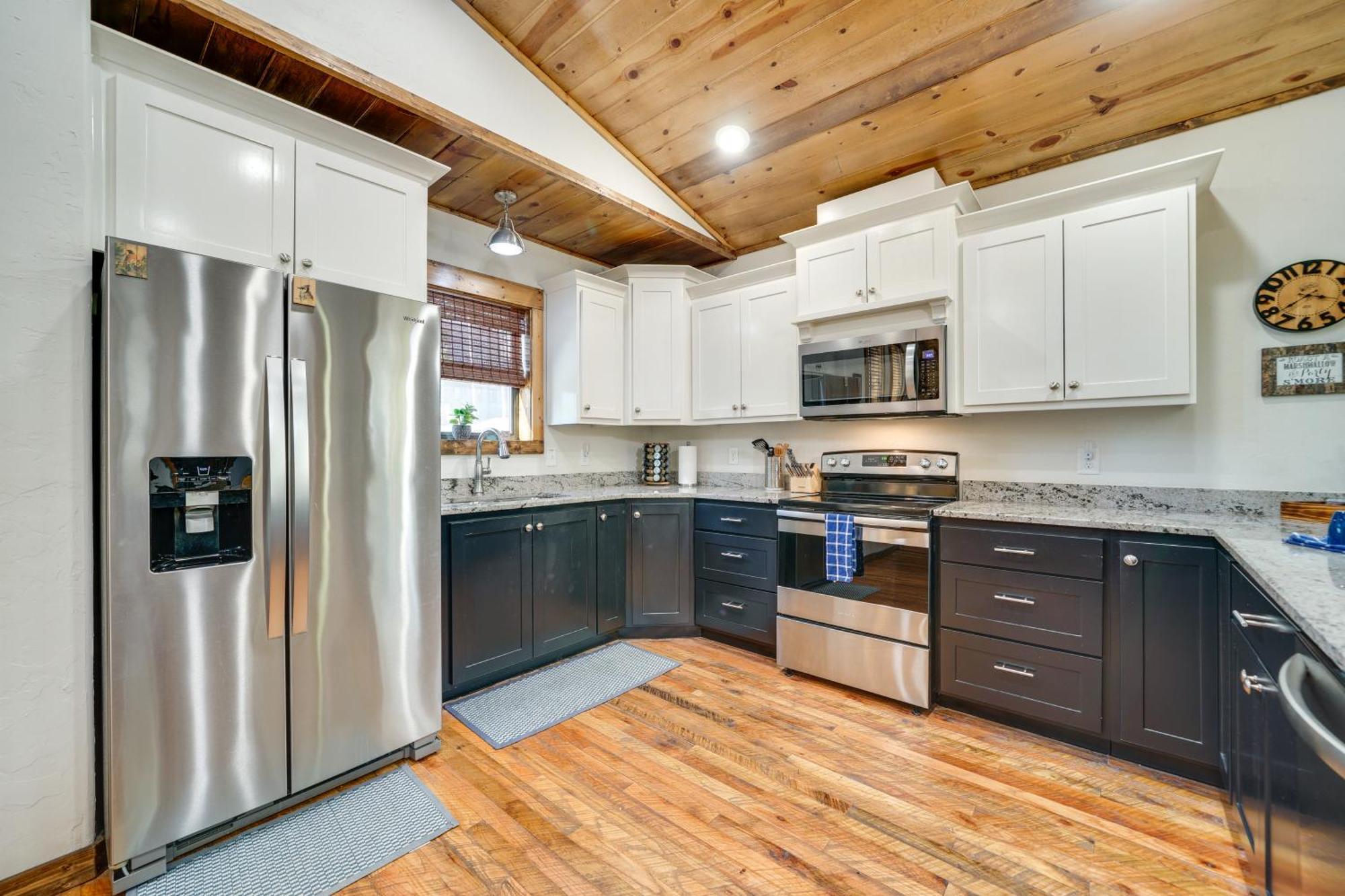 Broken Bow Family Cabin With Fireplace And Hot Tub! Zewnętrze zdjęcie
