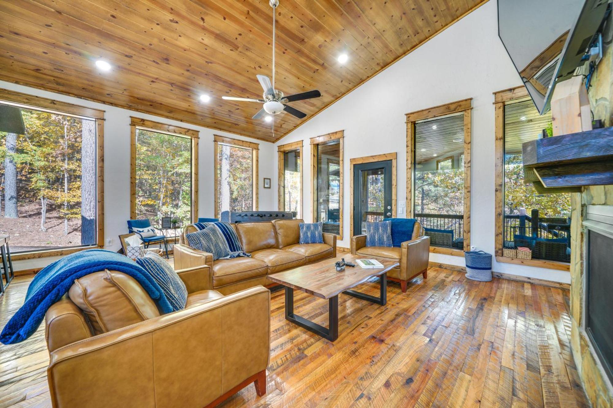 Broken Bow Family Cabin With Fireplace And Hot Tub! Zewnętrze zdjęcie