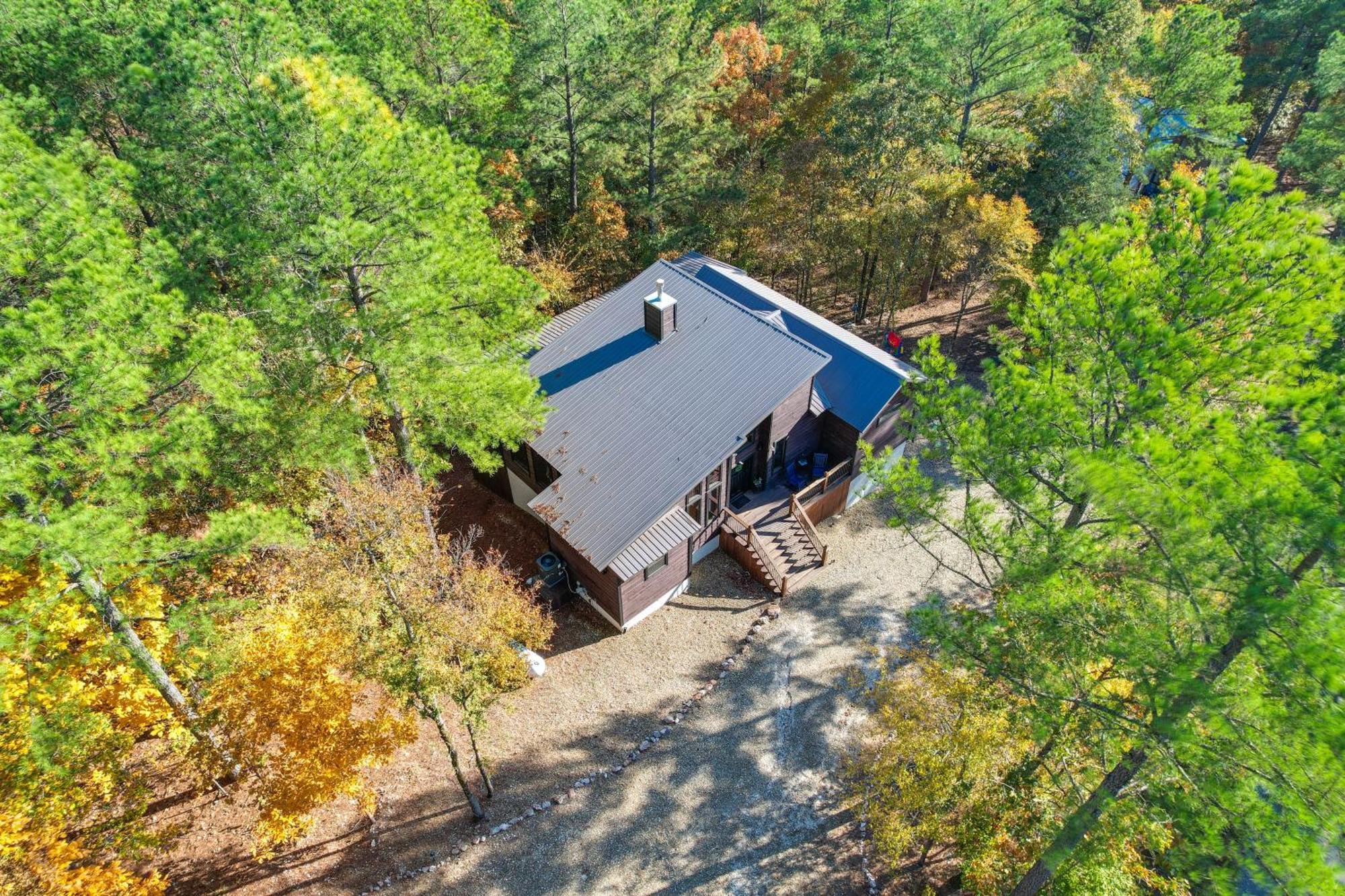 Broken Bow Family Cabin With Fireplace And Hot Tub! Zewnętrze zdjęcie