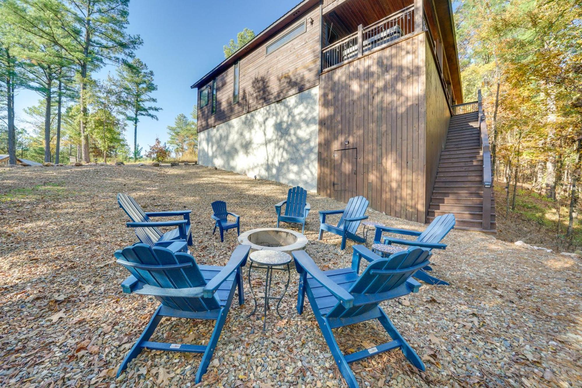 Broken Bow Family Cabin With Fireplace And Hot Tub! Zewnętrze zdjęcie